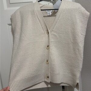 Source Unknown Cream Button-Up Sleeveless Top